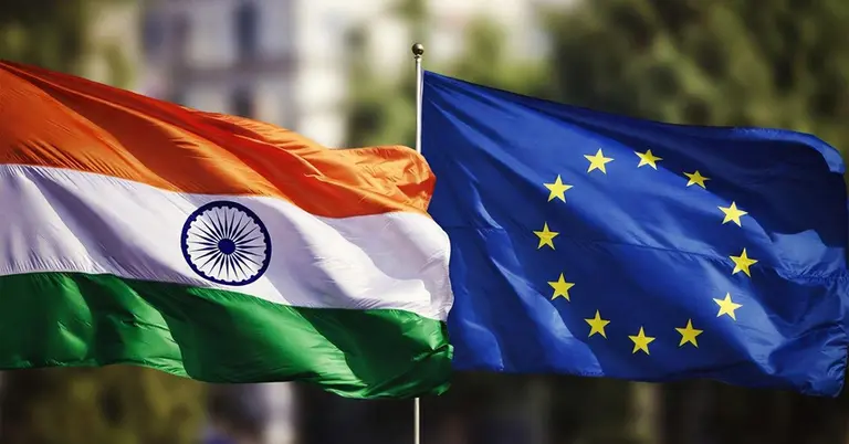 ইইউ ও ইন্ডিয়ার পতাকা